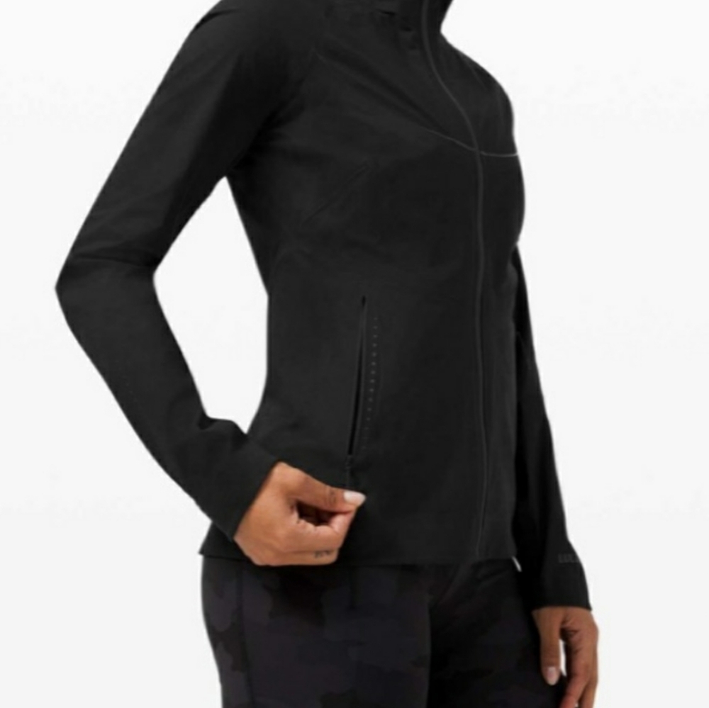 Lululemon Fast & Free Black Windbreaker 8 nwt